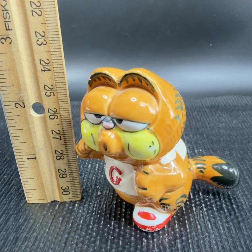 Vintage 1980s Enesco Whistling Jogging Running GARFIELD Ceramic‎ Figurine Small